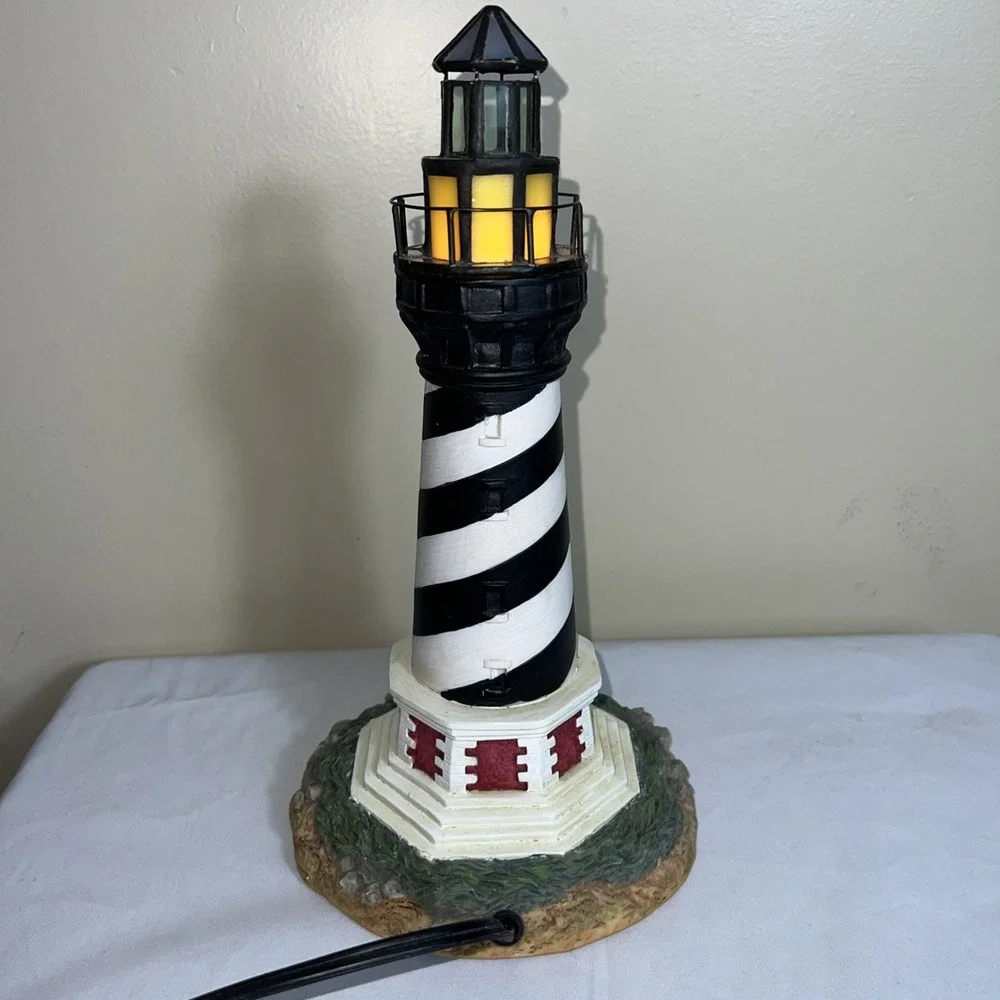 Vintage Cape Hatters Lighthouse Night‎ Light Stain Glass at top on/off switch